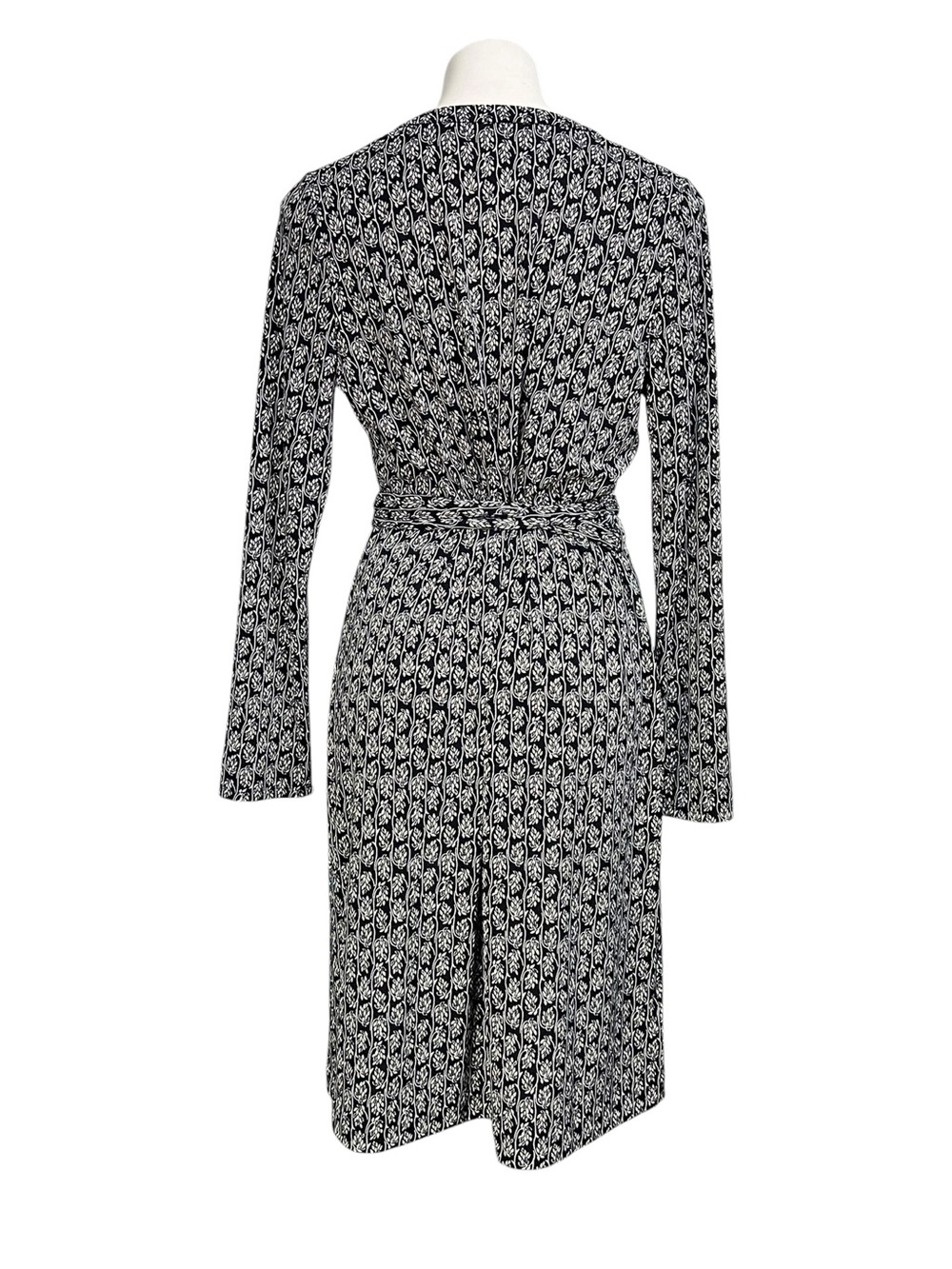 Ann Taylor wrap dress 14 dark blue/white floral long slv stretch office church - Picture 4 of 8